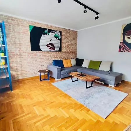 Vracar Hideaway With Private Garage Belgrade